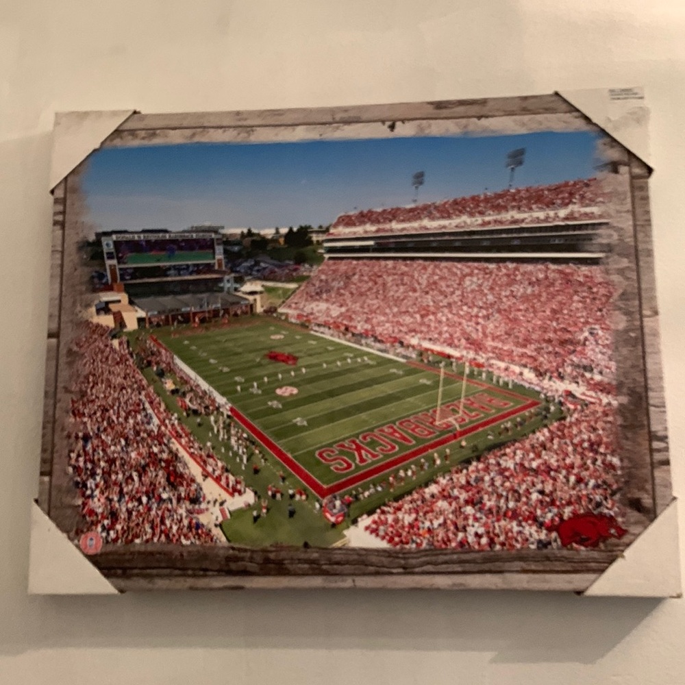 6/$20 Arkansas  Razorbacks Plank Stadium Canvas Print NWT. 20.5" X 16.5"